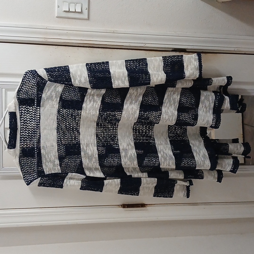 Navy and White Striped Cardigan Size L - Picture 5 of 8